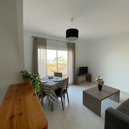Imperial Park Apartment *
